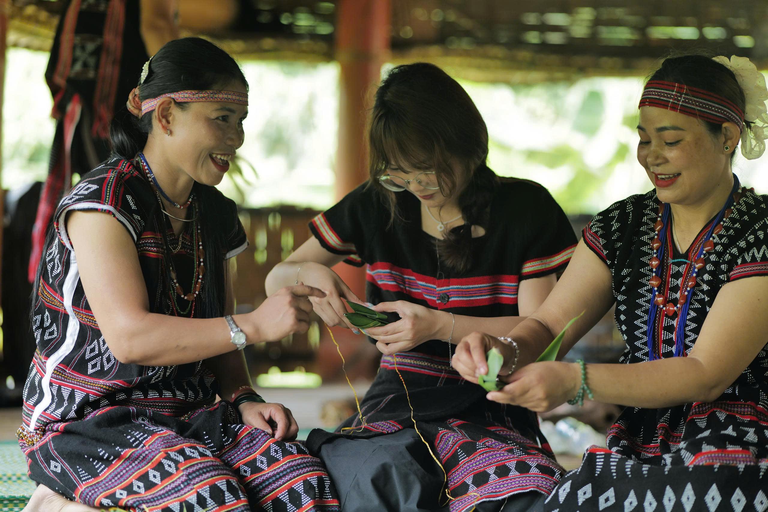 Cổng Trời Đông Giang “đánh thức đại ngàn” với loạt trải nghiệm dịp lễ 30/4 và 1/5