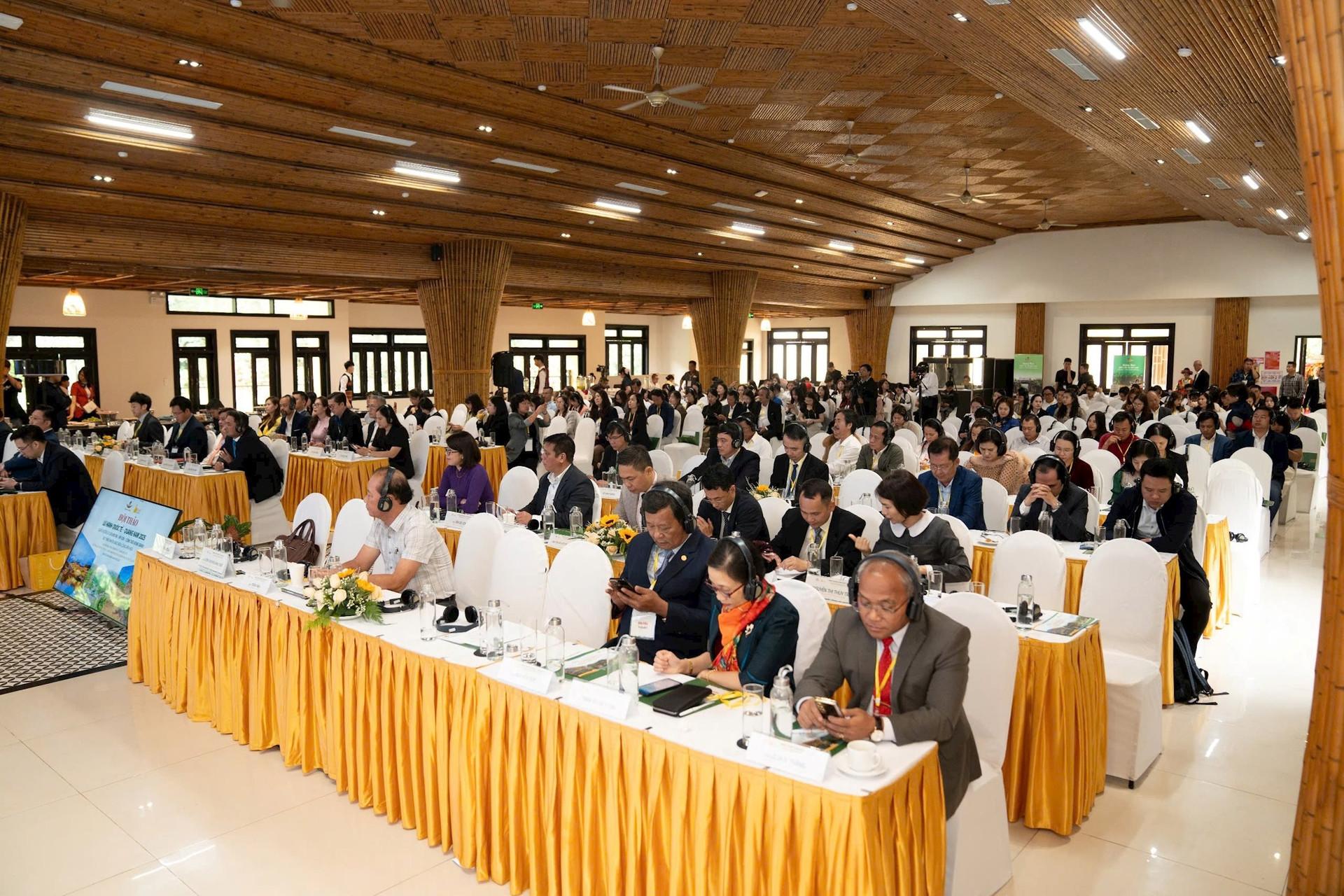 CÔNG BỐ CUNG ĐƯỜNG DI SẢN HỘI AN - MỸ SƠN - CỔNG TRỜI ĐÔNG GIANG.