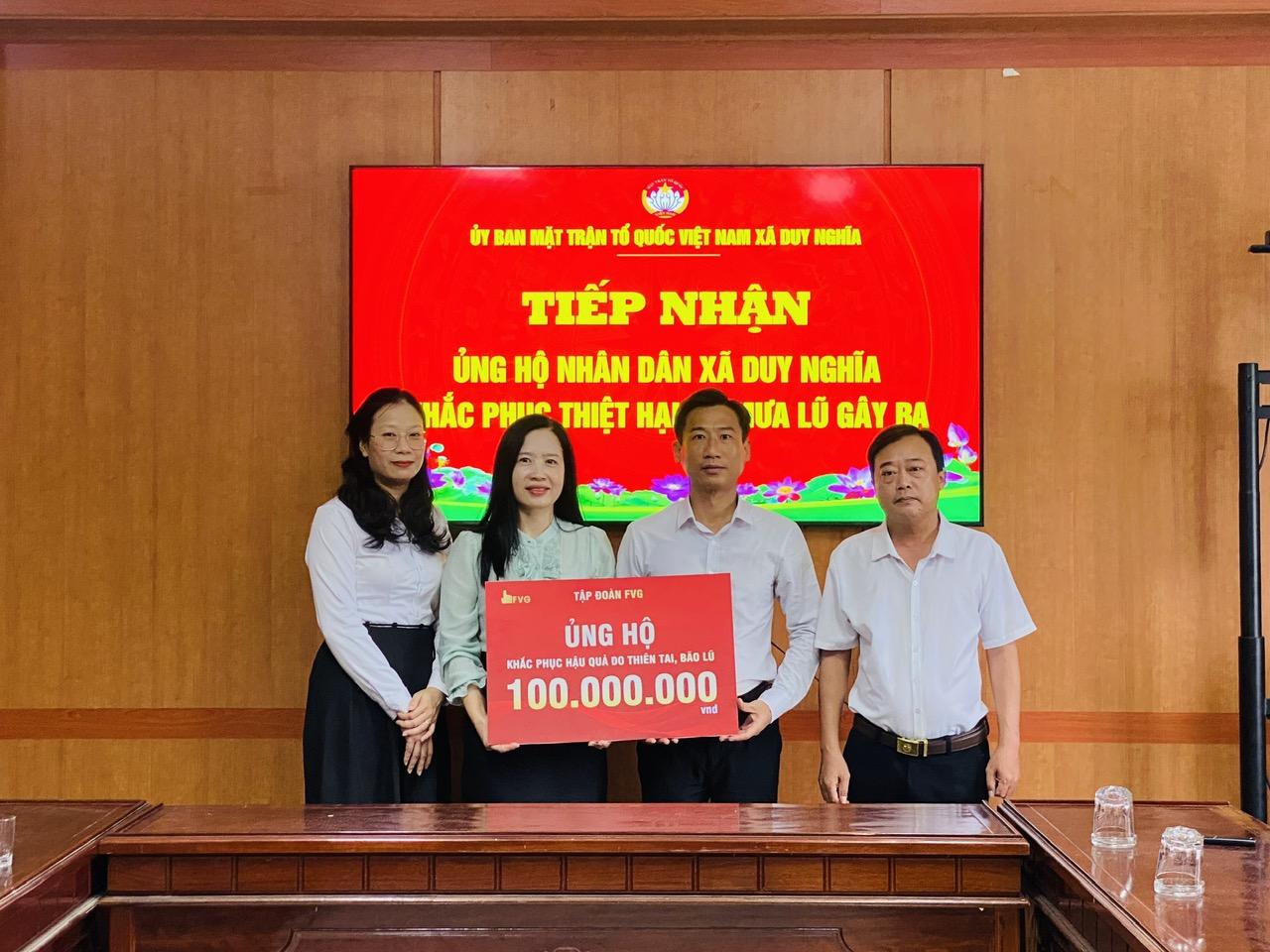 FVG trao 400 triệu đồng ủng hộ người dân vùng lũ xã Bến Hiên, Duy Nghĩa và Thu Bồn 